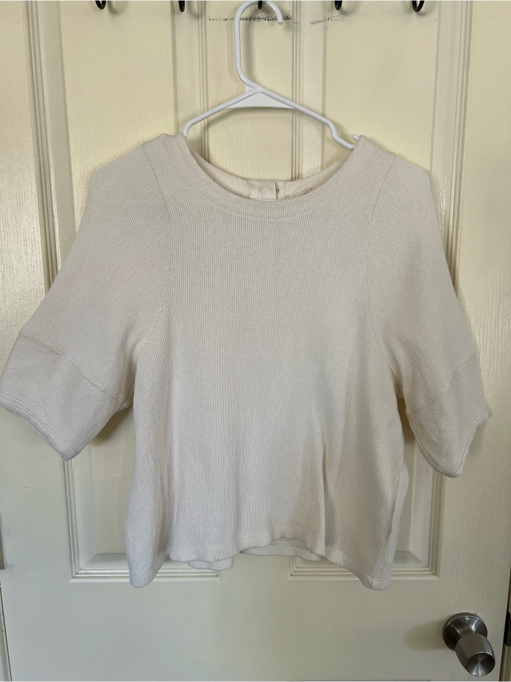 Madewell Ivory Ribbed Boxy Top Button Back Size M